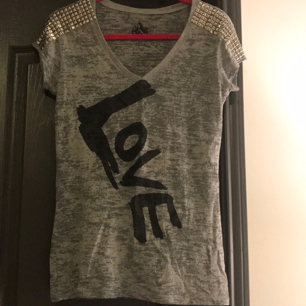 LOVE tee